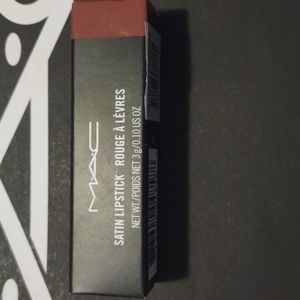 Brand new Mac lipstick shade twig